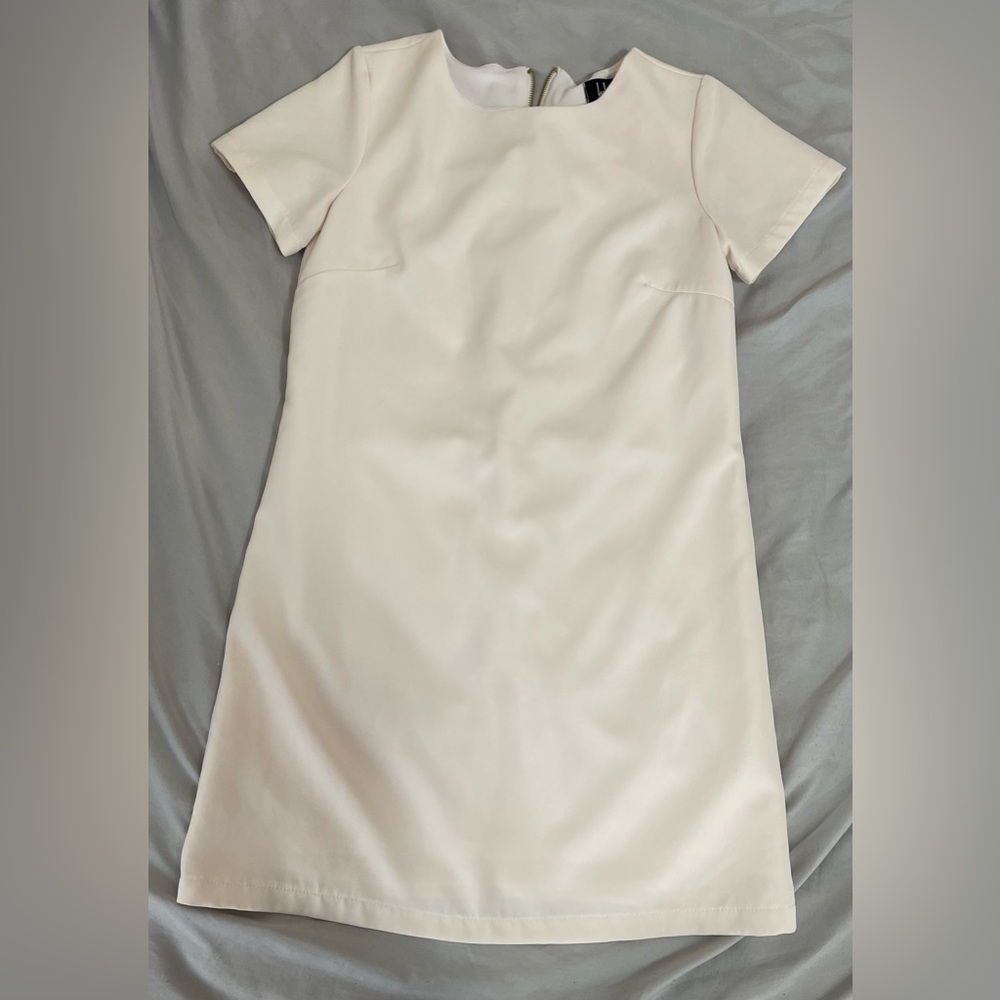 Lulu’s cream simple dress size xs